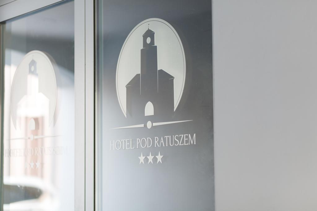 מלון ויילאון Pod Ratuszem מראה חיצוני תמונה